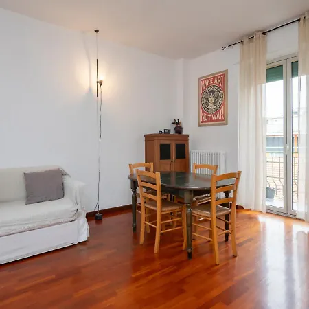 Ihost Flat - Sestini 11 * Μιλάνο