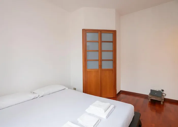 Ihost Flat - Sestini 11 * Mediolan