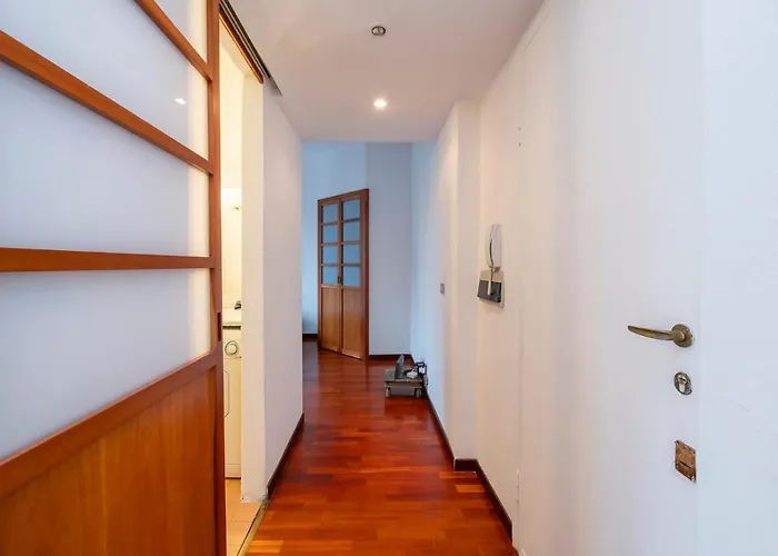 Ihost Flat - Sestini 11 * Mediolan